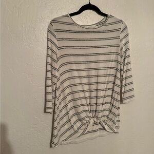 White knit striped top